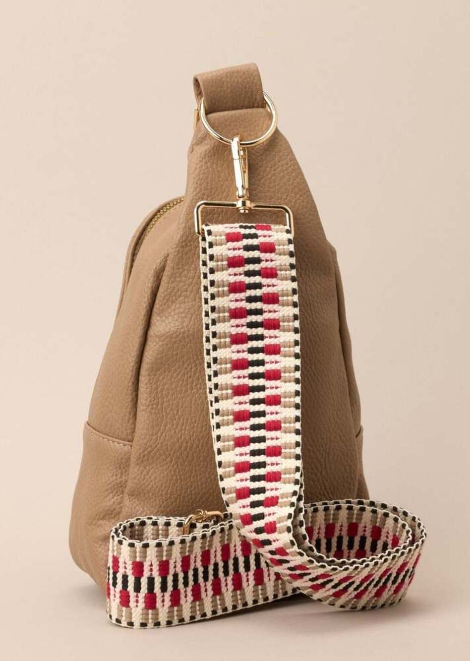 A LITTLE LAST MINUTE TAN SLING BAG - Picture 14 of 16